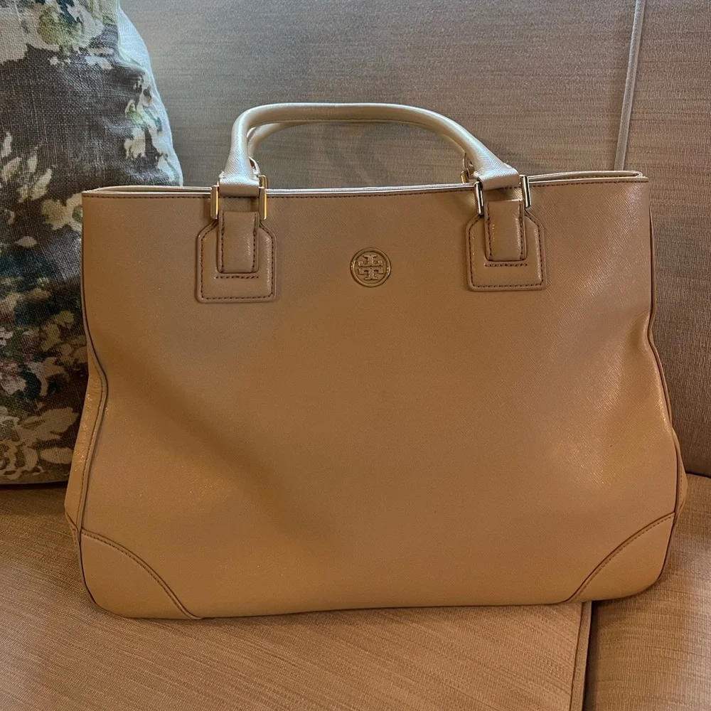 Tory Burch Purse - Picture 2 of 12